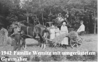 1934_Familie_Wernitz_mit_Grasmaeher