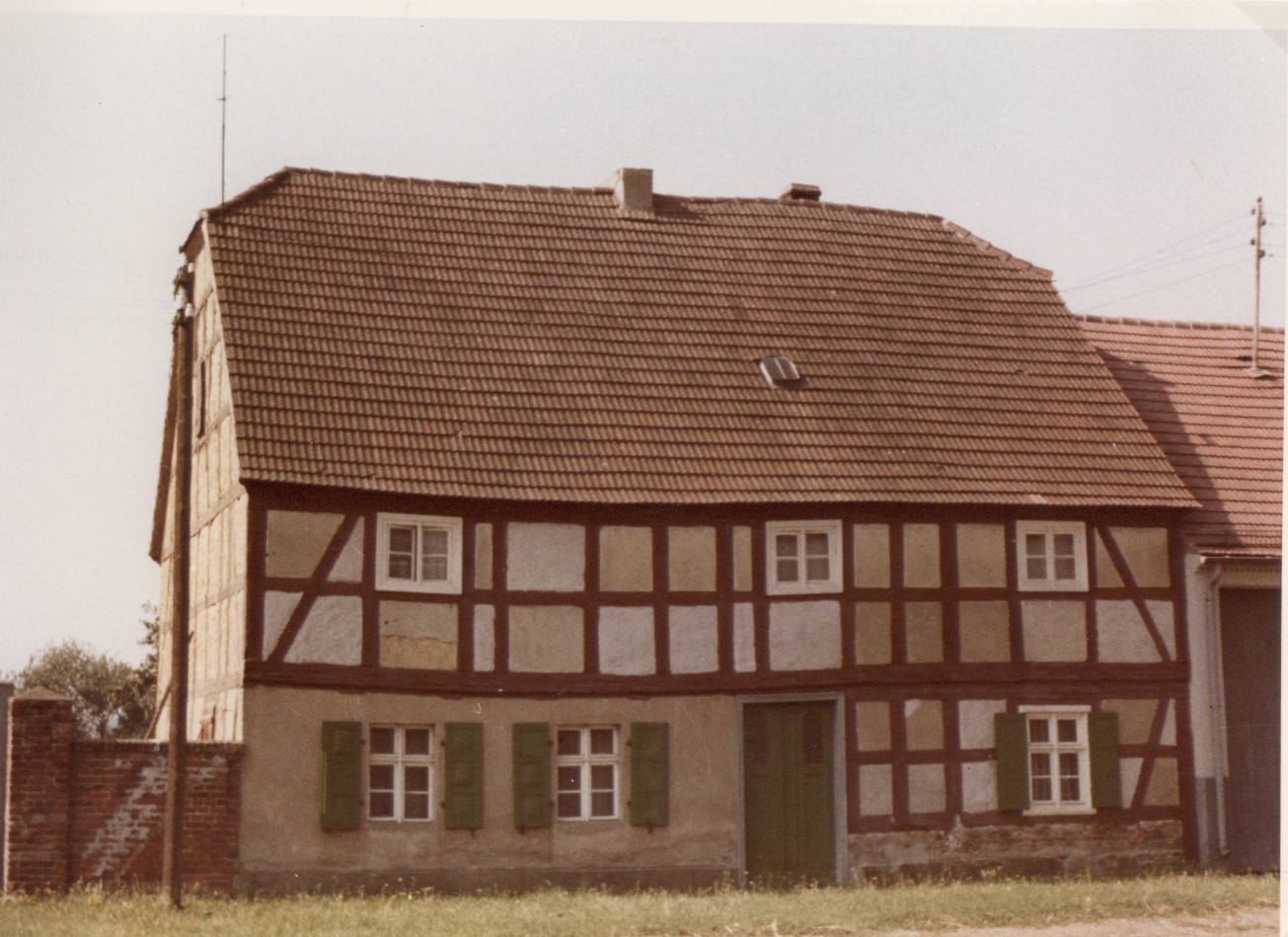 01_004 Haus Schneider 1830 Abriss 1977 heute KITA1 01_004 Haus Schneider 1830 Abriss 1977 heute KITA1